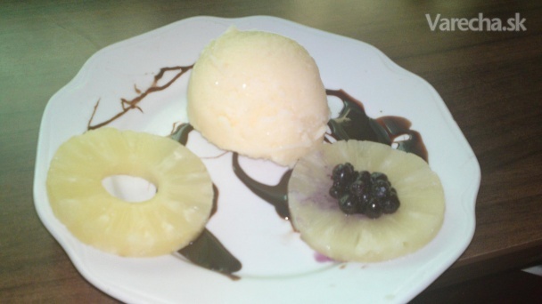 Domáca ananásová zmrzlina recept