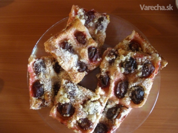 Slivkový koláč s posýpkou Recepty Varecha.sk
