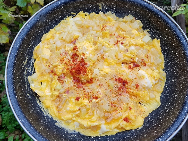 Kalerábová omeleta (fotorecept) recept