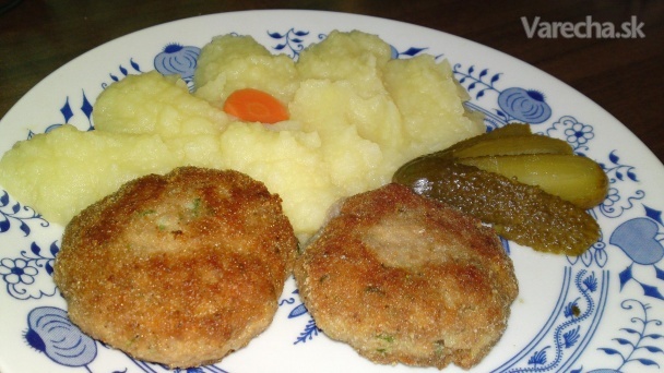 Fašírky s čubricou a zemiakovou kašou (fotorecept) recept ...