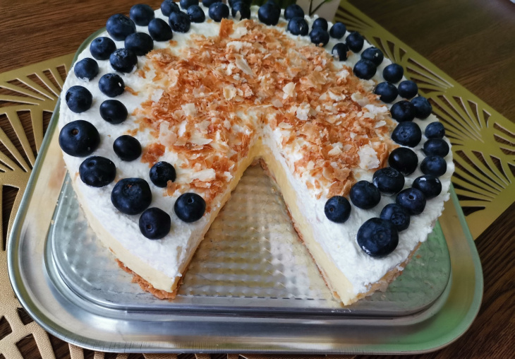 Krémešová torta s ovocím (fotorecept) recept