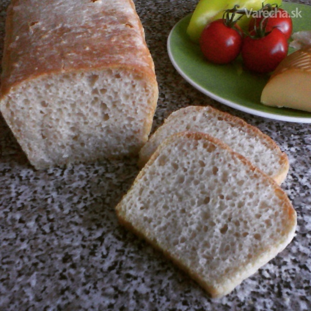 Kváskový biely sendvičový chlieb (fotorecept) recept