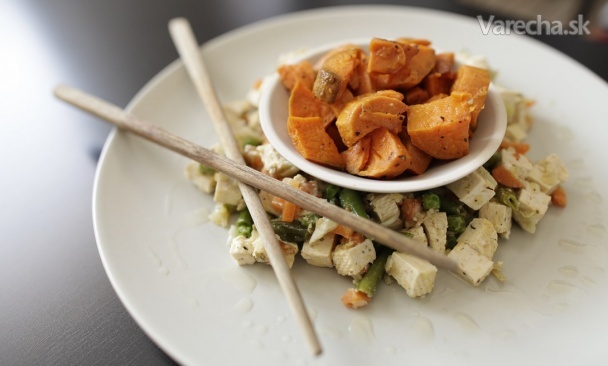 Zeleninové tofu so zemiakmi batáty recept