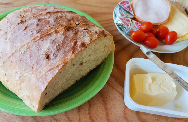 Domáci zemiakový chlieb z hrnčeka (fotorecept) recept