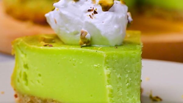 VIDEORECEPT: Pistáciový cheesecake