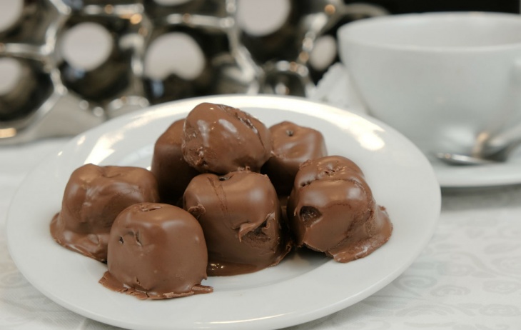 Dulové želé v mliečnej čokoláde (fotorecept) recept