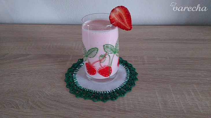 Jahodovo-jogurtový nápoj recept