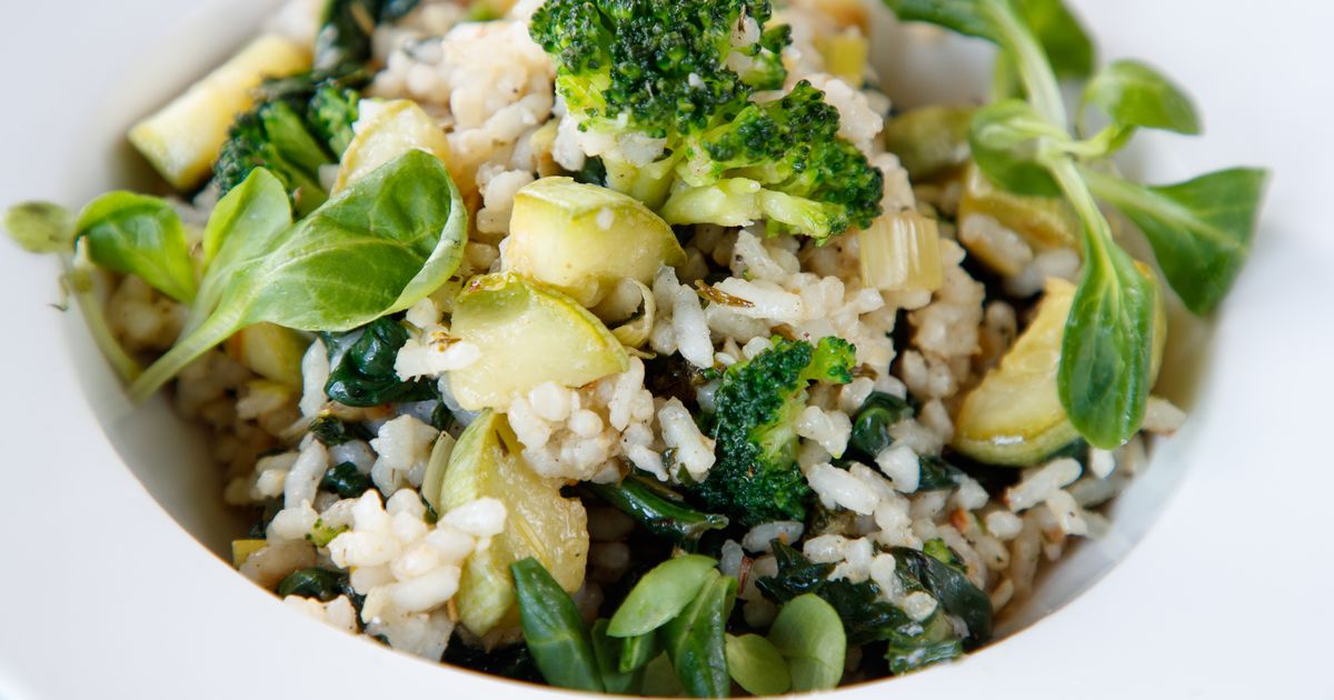 Sýte rizoto s brokolicou a cuketou recept 30min.