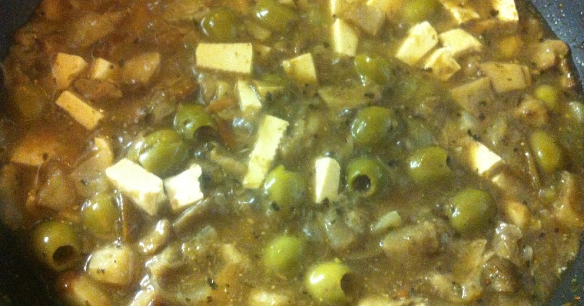Dubákové špaldové rezance s olivami a tofu syrom ...