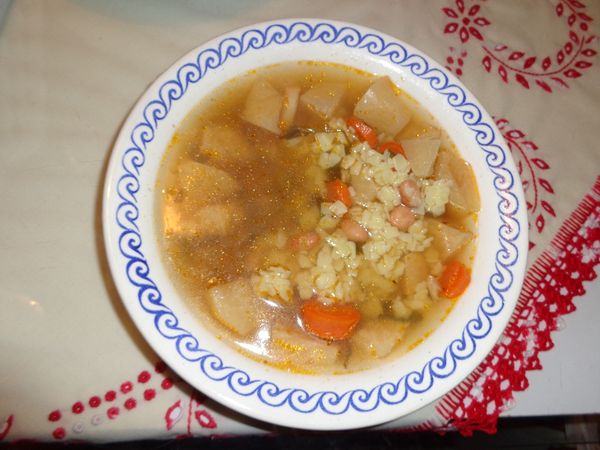 FOTORECEPT: Fazuľová polievka s bravčovým mäsom