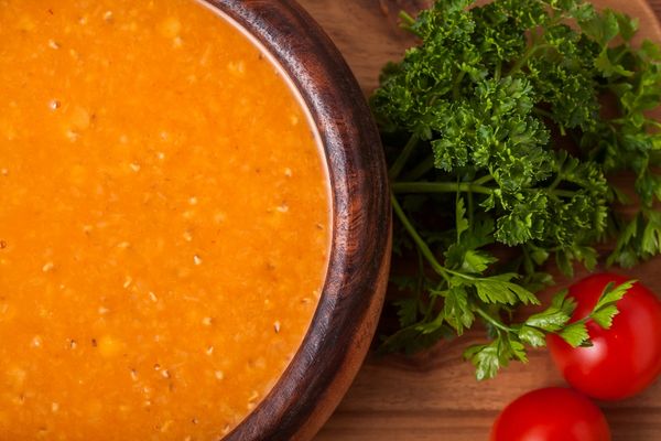 Šošovicová polievka s paradajkami