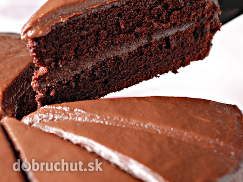 Čokoládová torta s černicami