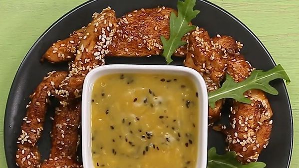 VIDEORECEPT: Sezamové kura so zázvorovým dipom