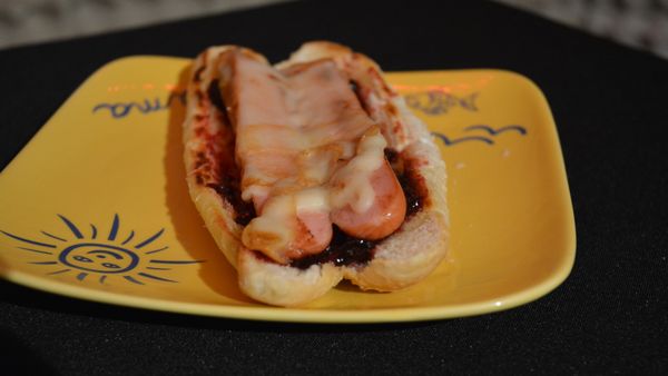 VIDEORECEPT: Hotdog Monte Cristo