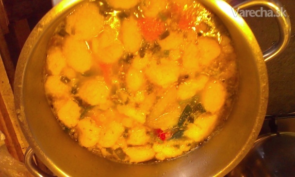 Zeleninová polievka na kvasniciach (fotorecept) recept