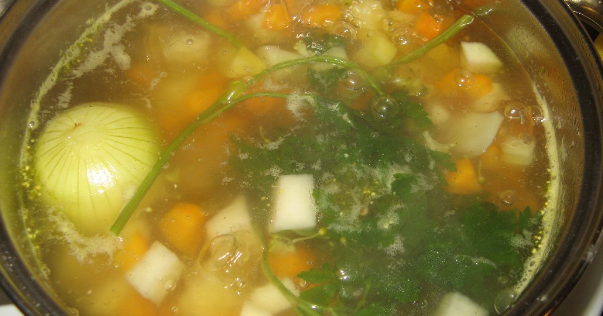 Rýchla zeleninová polievka, fotogaléria 1 / 8.