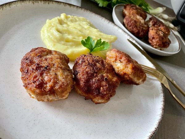 Šťavnaté fašírky so syrom, FOTORECEPT Šťavnaté fašírky so syrom, FOTORECEPT