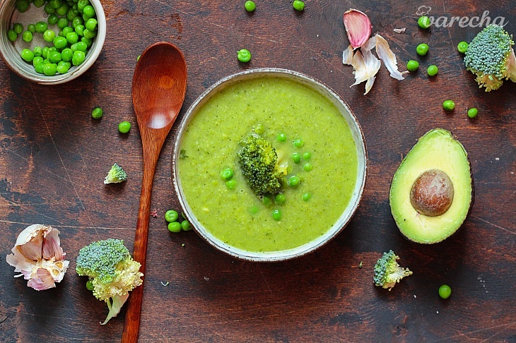 Hráškovo-brokolicová polievka s avokádom recept
