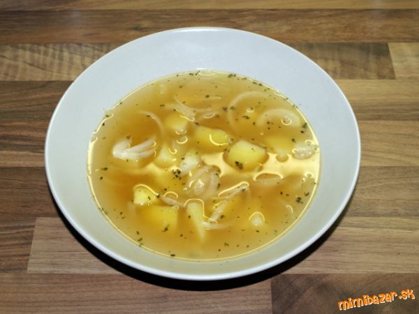 Cicvara alebo jednoduchá zemiaková polievka ako vedľajší produkt ...