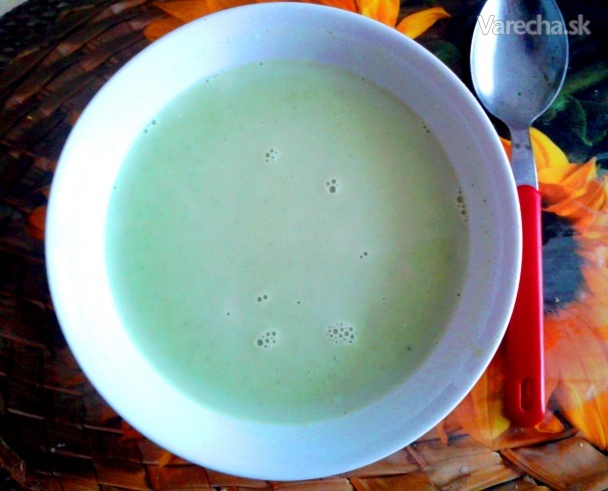 Najlepšia brokolicová krémová polievka recept