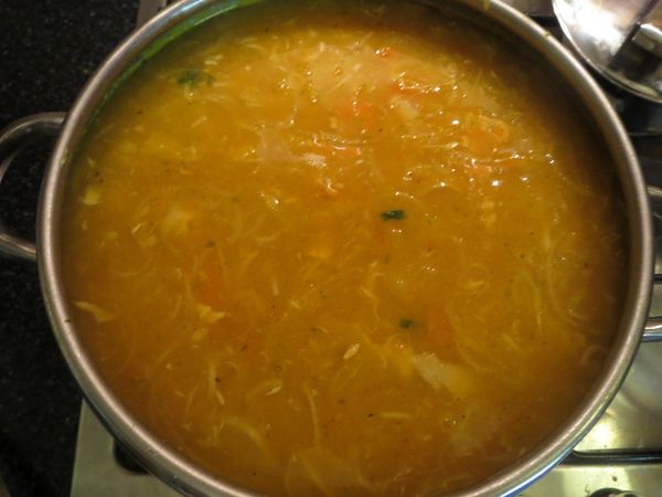 FOTORECEPT: Cuketovo-mrkvová polievka s vaječným žĺtkom ...