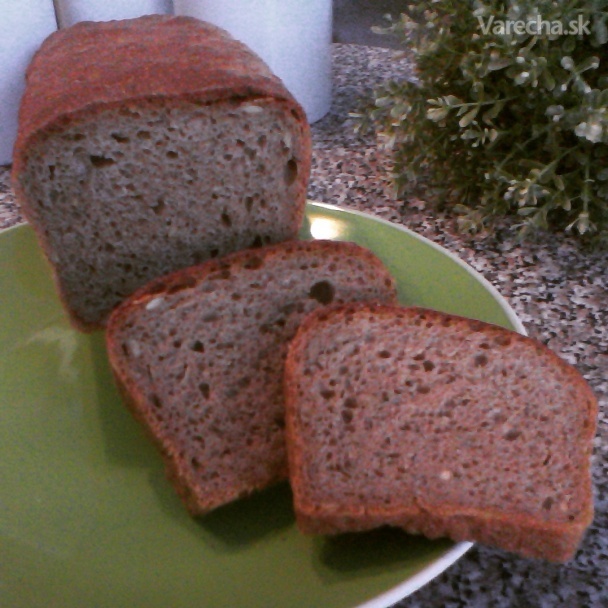 Kváskový pšenično-ražný celozrnný chlieb (fotorecept) recept ...