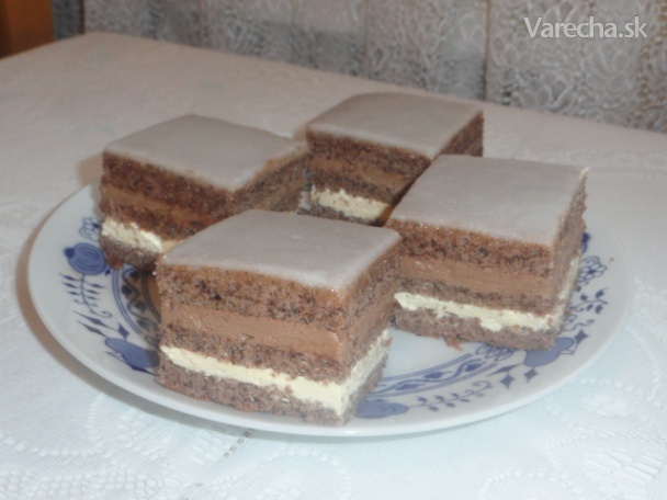Orechové rezy s čokoládovo-vanilkovým krémom (fotorecept ...