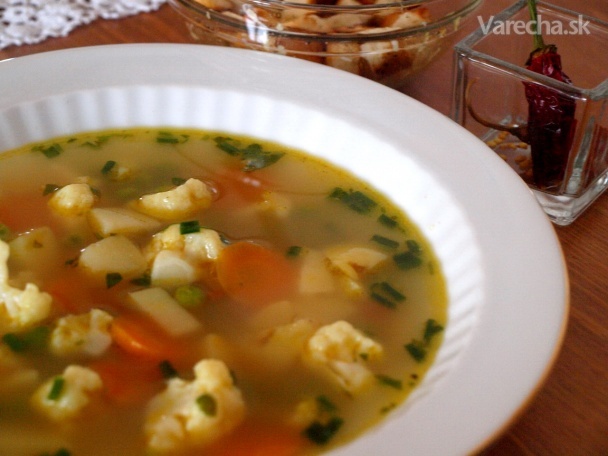 Zeleninová polievka so syrovými krutónmi recept