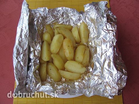 Pečené zemiaky v alobale