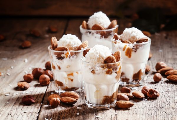Zmrzlinový dezert Smotanový obláčik