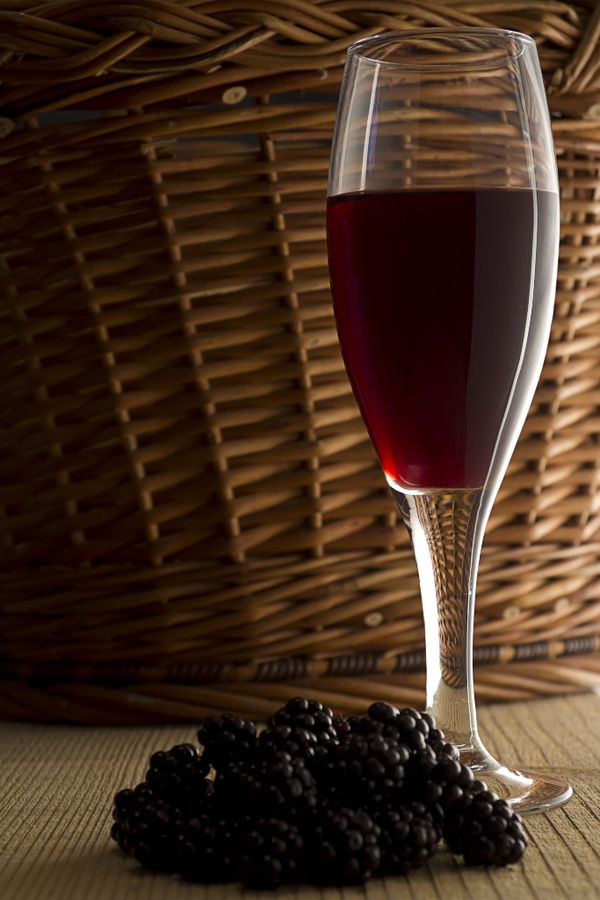 Silnejšie stolové černicové víno