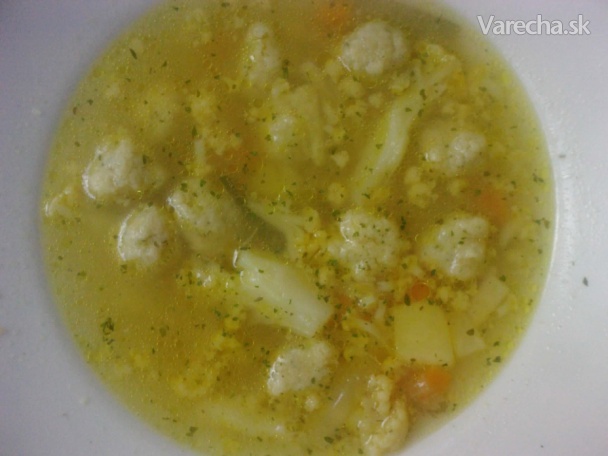 Zeleninová polievka so žemľovými knedličkami recept
