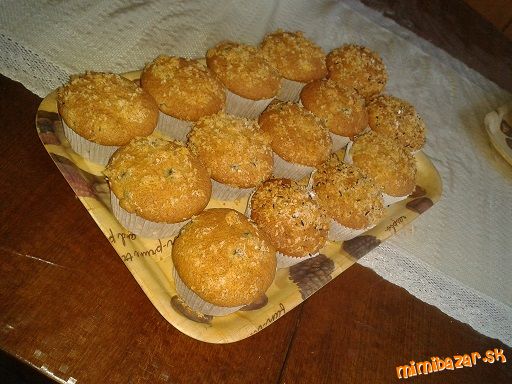 Čučoriedkové muffiny s chrumkavým kokosom