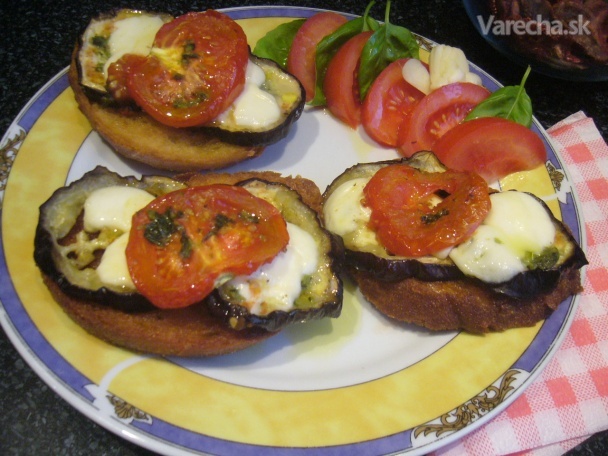 Grilovaný baklažán a paradajka na hrianke (fotorecept) recept ...