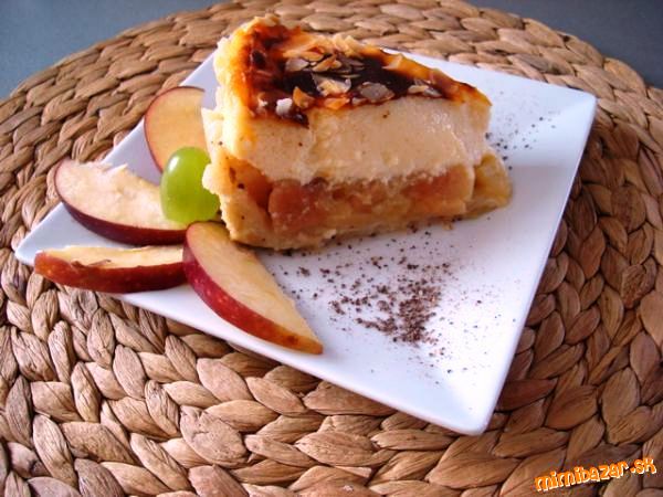 Jablkovo tvarohova torta s mandľami....