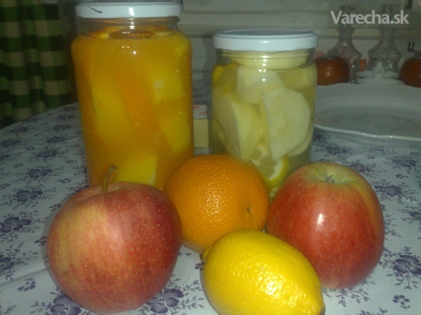 Jablká s pomarančom a citrónom v Tangovom náleve/fotorecept ...