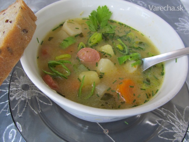 Polokrémová zeleninová polievka (fotorecept) recept