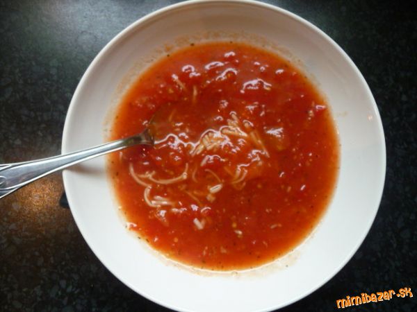 Netradičná fantastická paradajková polievka