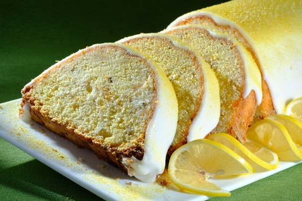 Citrónový koláč s pomarančovým púdrom recept