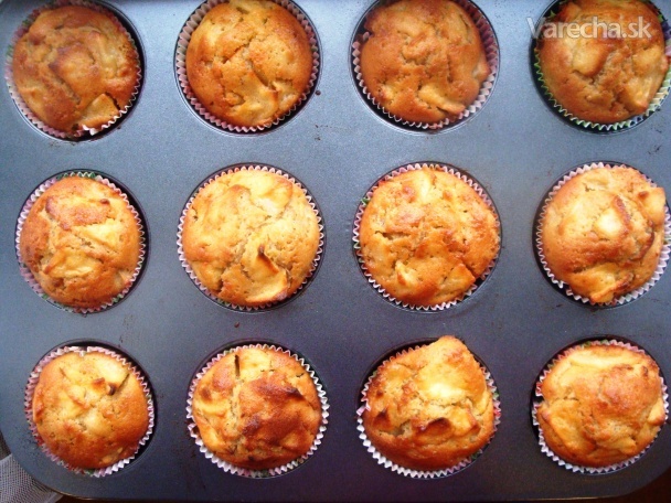 Jablkovo škoricové muffiny