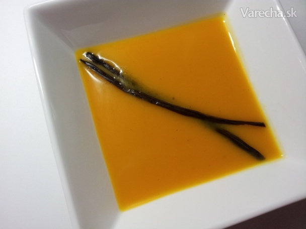 Jemná tekvicová polievka s vanilkou recept