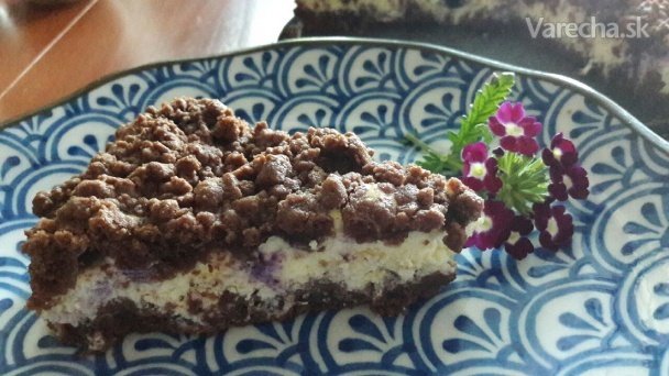 Strúhaný kakaový koláč s tvarohom a čučoriedkami (fotorecept ...