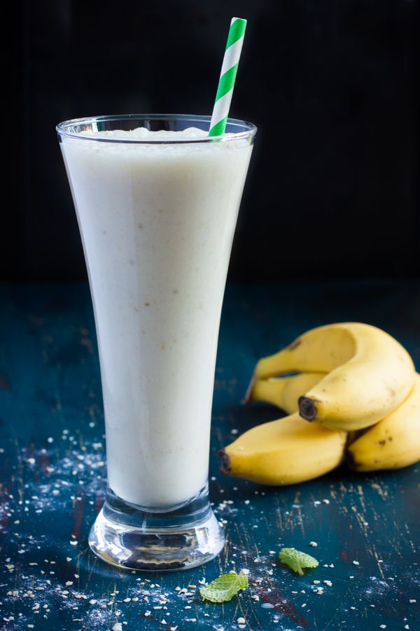 Banánové smoothie s jogurtom