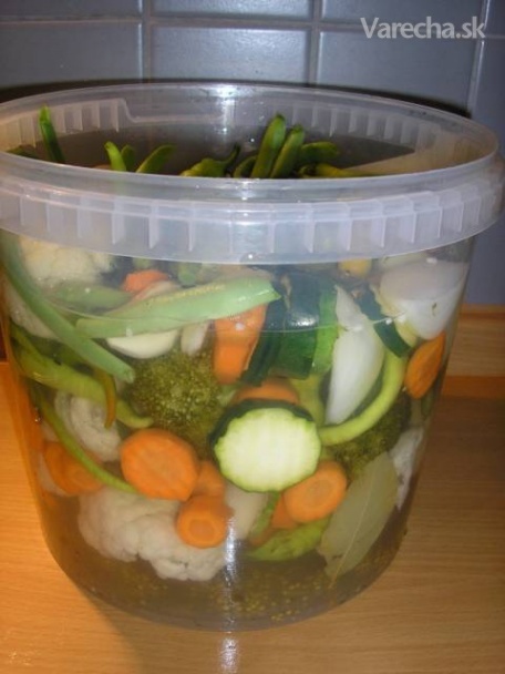 Nakladaná zelenina bez sterilizácie (fotorecept) recept