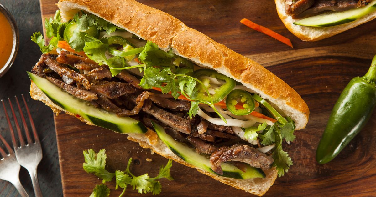 Vietnamský sendvič s chrumkavým bravčovým (Banh Mi) recept ...