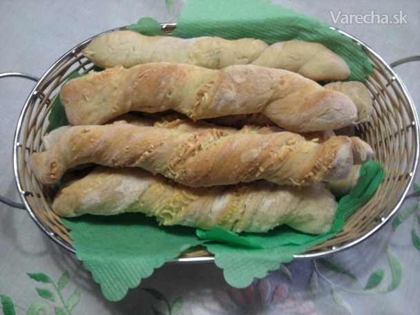 Syrové tyčinky z chlebovej múky (fotorecept) recept
