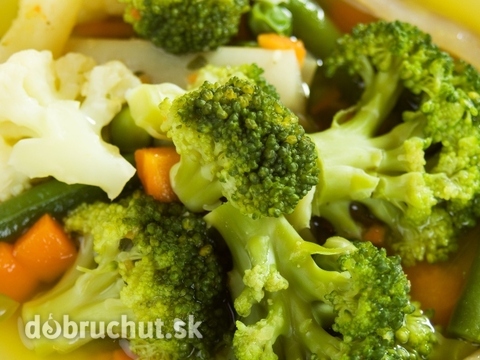 Brokolicová polievka s karfiolom