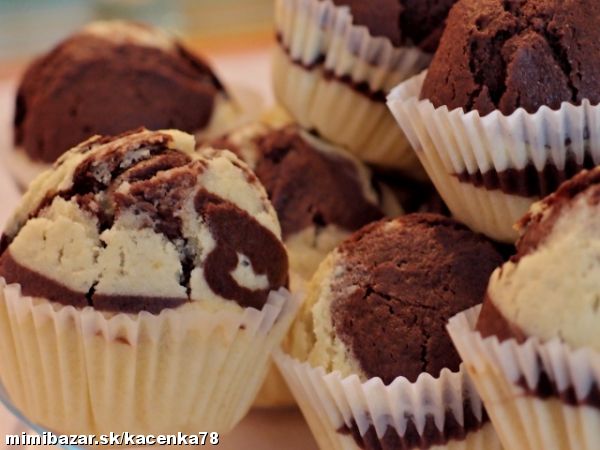 Mramorové čokoládové muffiny