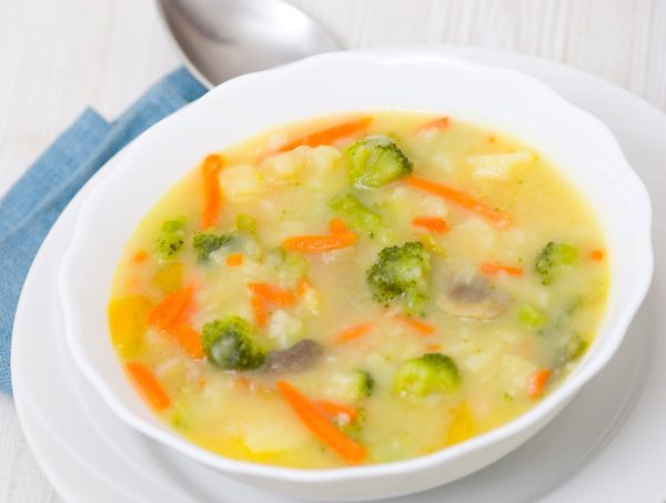 Krupicová polievka so zeleninou