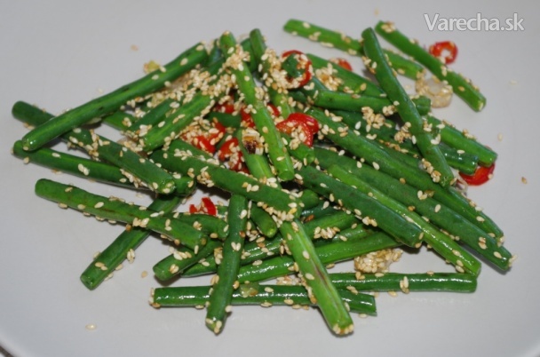 Zelené fazuľky s čili a sezamom (fotorecept) 